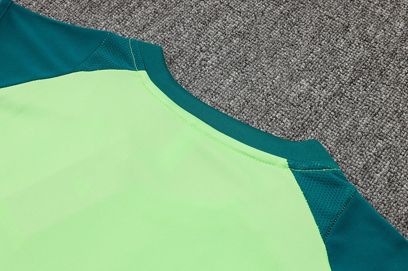 24/25 Mexico Green Training Set Shirt and Shorts