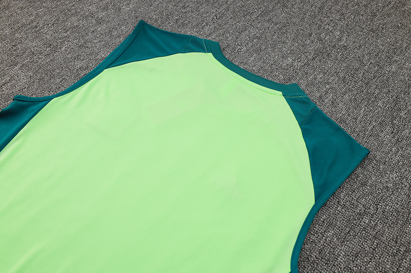 24/25 Mexico Green Training Set Shirt and Shorts