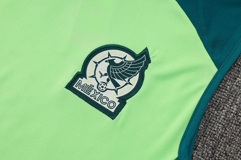 24/25 Mexico Green Training Set Shirt and Shorts