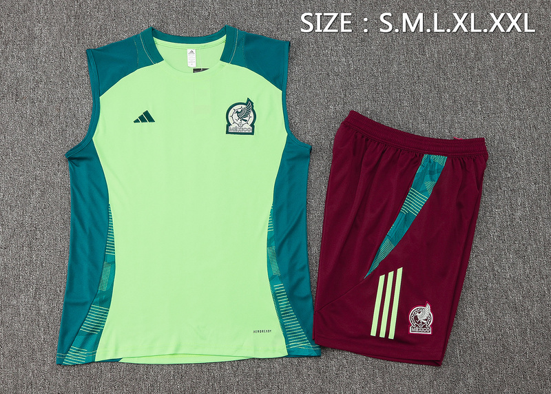 24/25 Mexico Green Training Set Shirt and Shorts