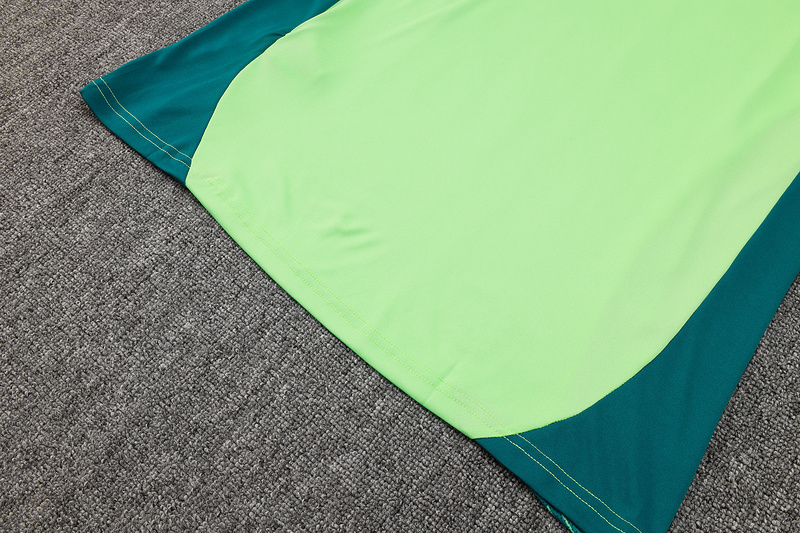 24/25 Mexico Green Training Set Shirt and Shorts