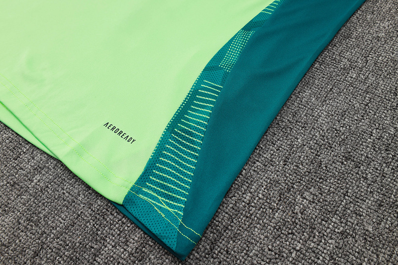 24/25 Mexico Green Training Set Shirt and Shorts