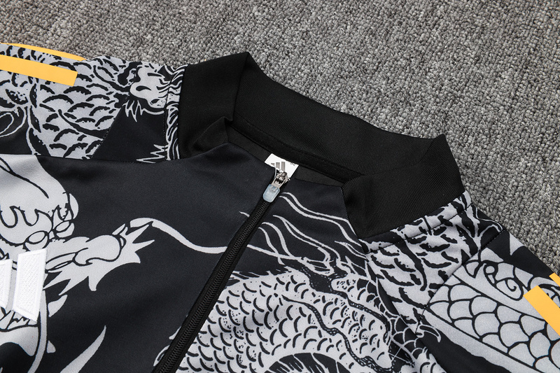 24/25 Real Madrid Black Long-sleeved half-pull training kit Football team kit