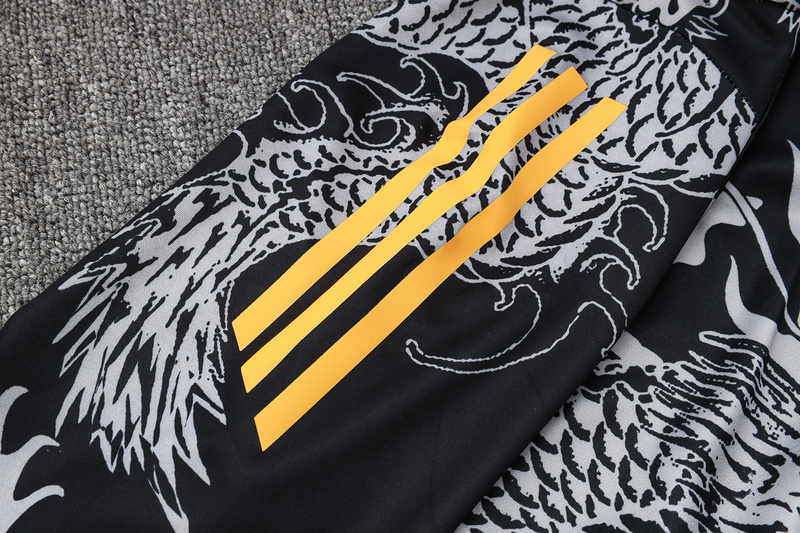 24/25 Real Madrid Black Long-sleeved half-pull training kit Football team kit