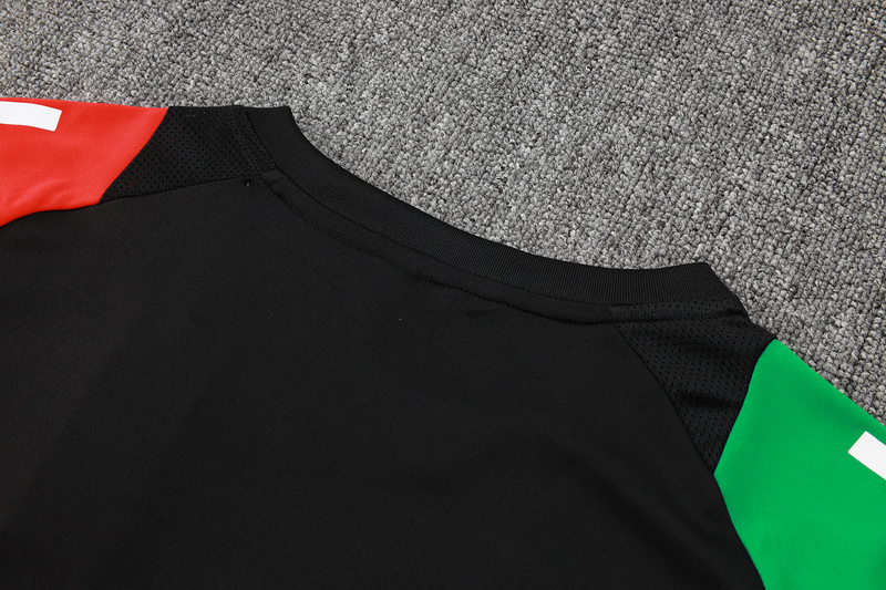 24/25 Arsenal Black Training Set Shirt and Shorts
