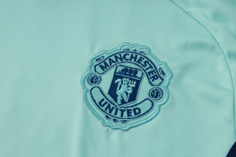 24/25 Manchester United Light green Training Set Shirt and Shorts