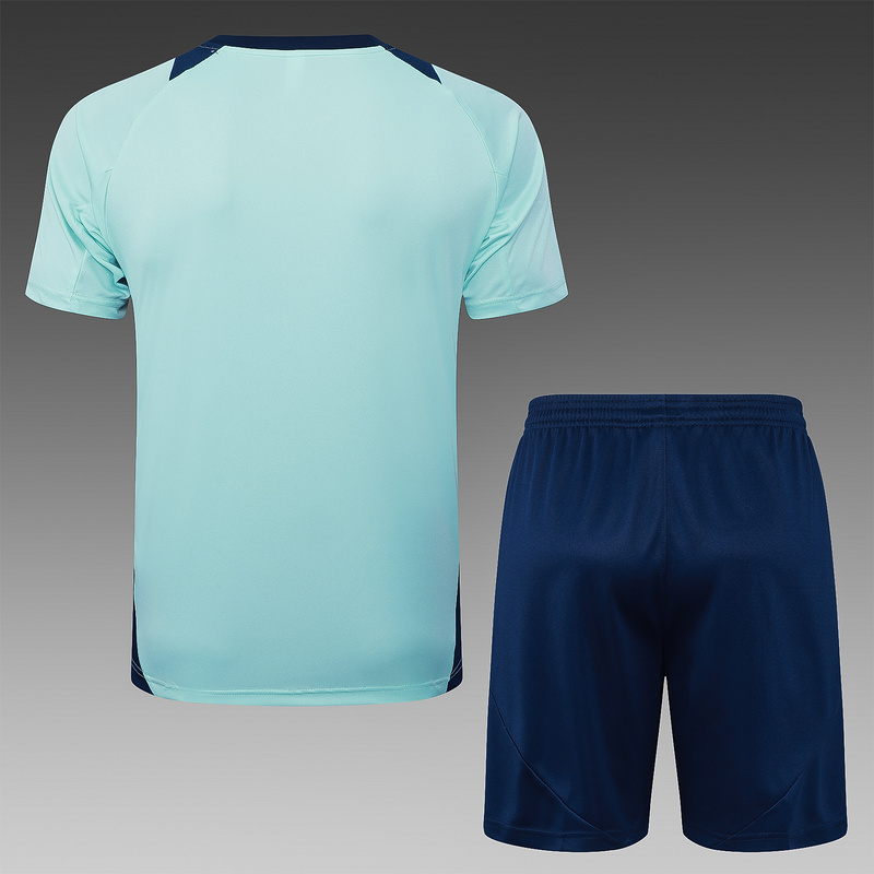 24/25 Manchester United Light green Training Set Shirt and Shorts