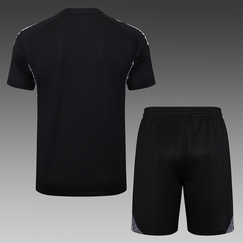 24/25 Real Madrid Black Training Set Shirt and Shorts
