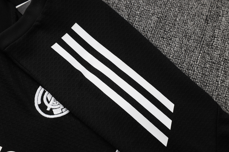24/25 Real Madrid Black Training Set Shirt and Shorts