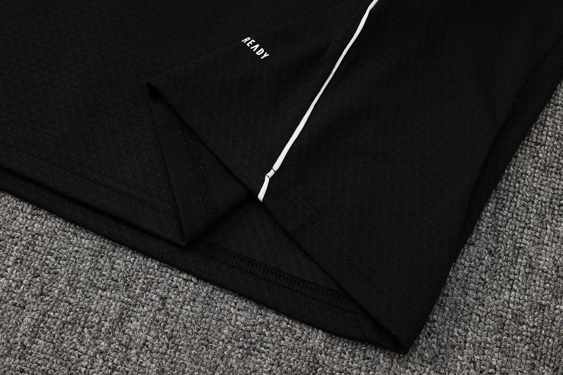 24/25 Real Madrid Black Training Set Shirt and Shorts