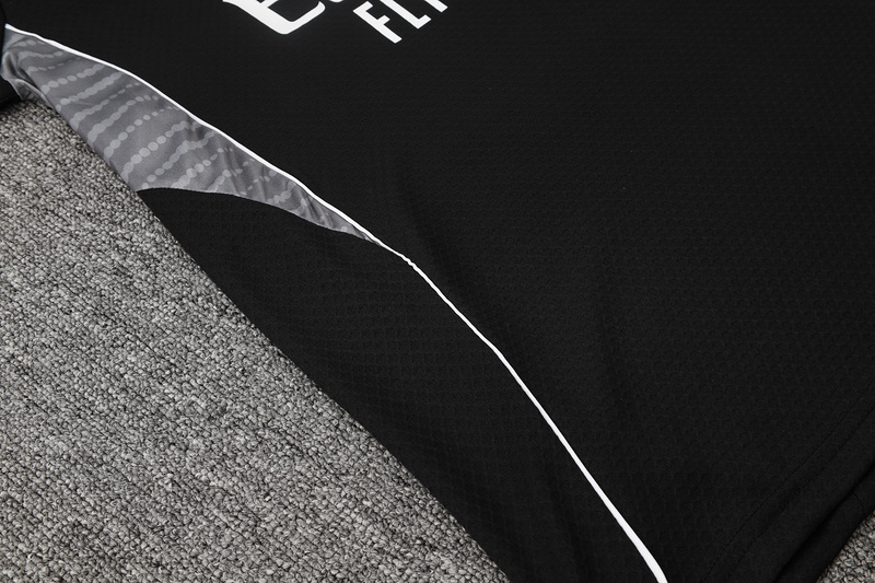 24/25 Real Madrid Black Training Set Shirt and Shorts