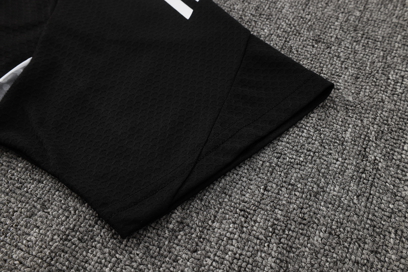 24/25 Real Madrid Black Training Set Shirt and Shorts