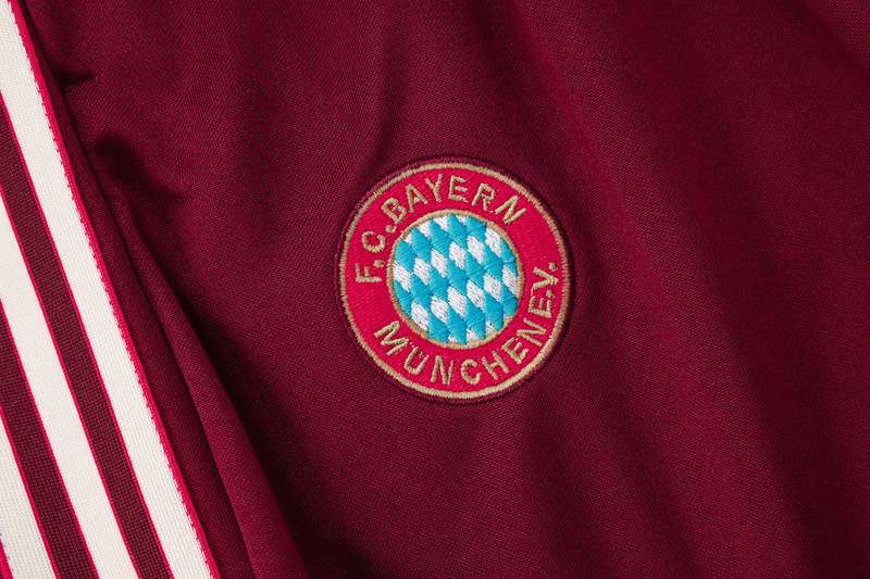 2024/25 Bayern Munich Red Jacket Training Suit Set Football Team Shirt Sports Fashion