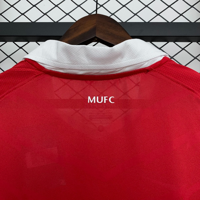 Retro Manchester United 2010/11 Home jersey Fan Version
