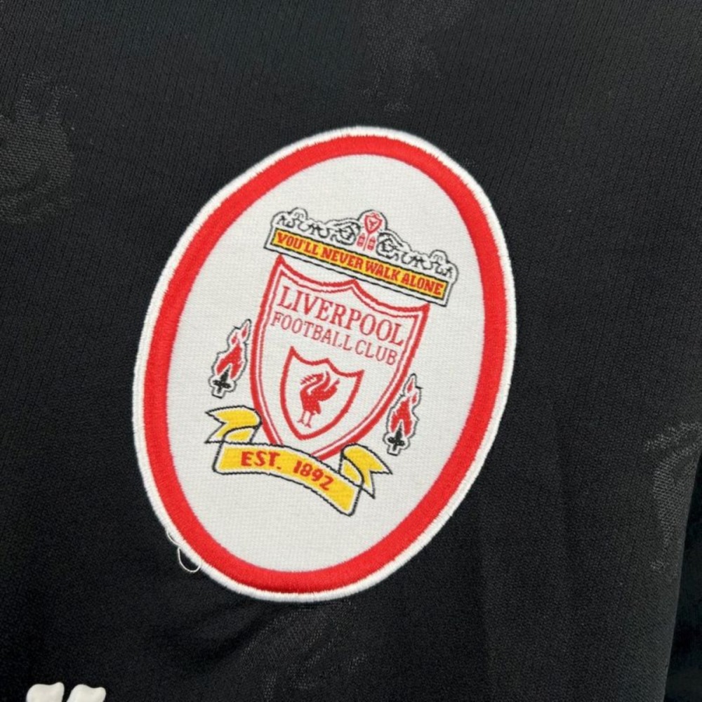 Retro Liverpool 1996/97 Black jersey Fan Version