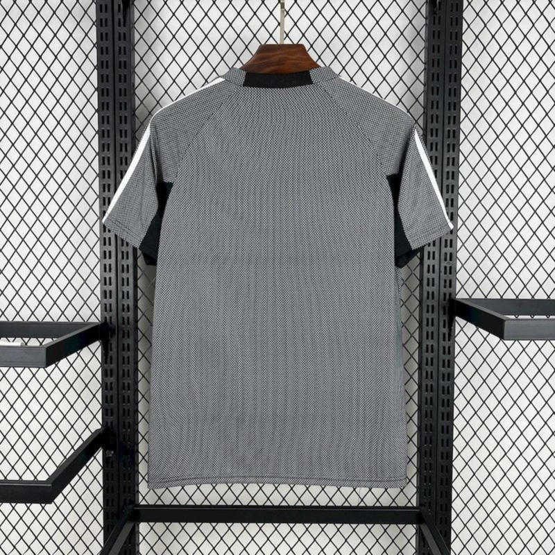 Retro Real Madrid 2002/03 Goalkeeper Gray jersey Fan Version