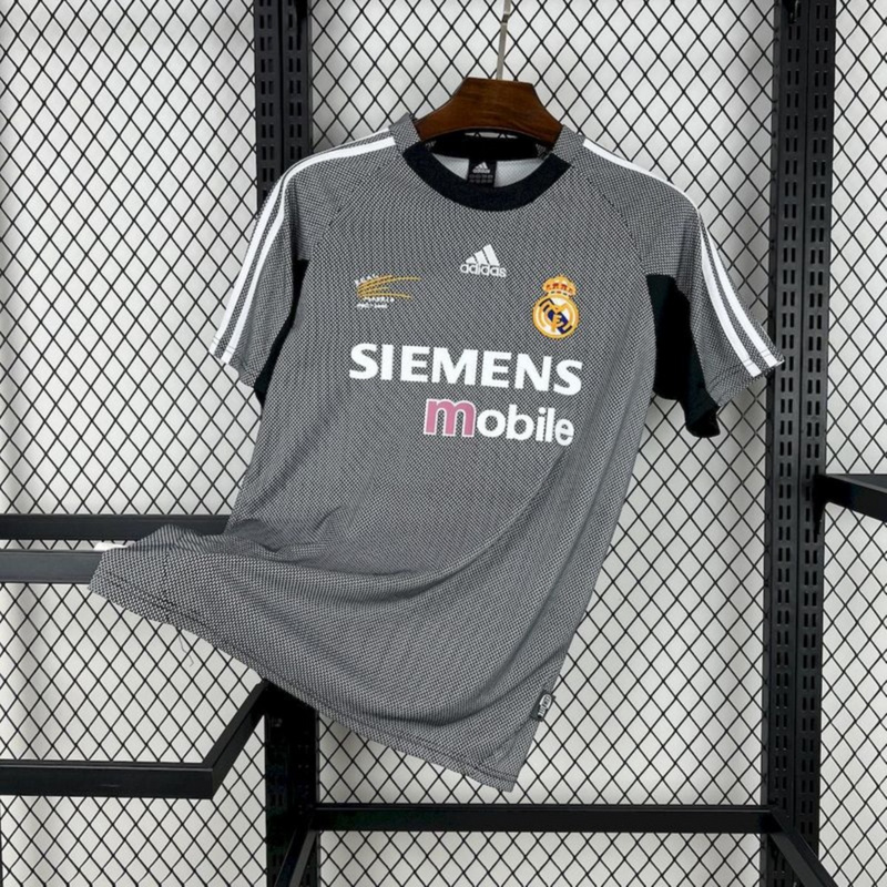 Retro Real Madrid 2002/03 Goalkeeper Gray jersey Fan Version