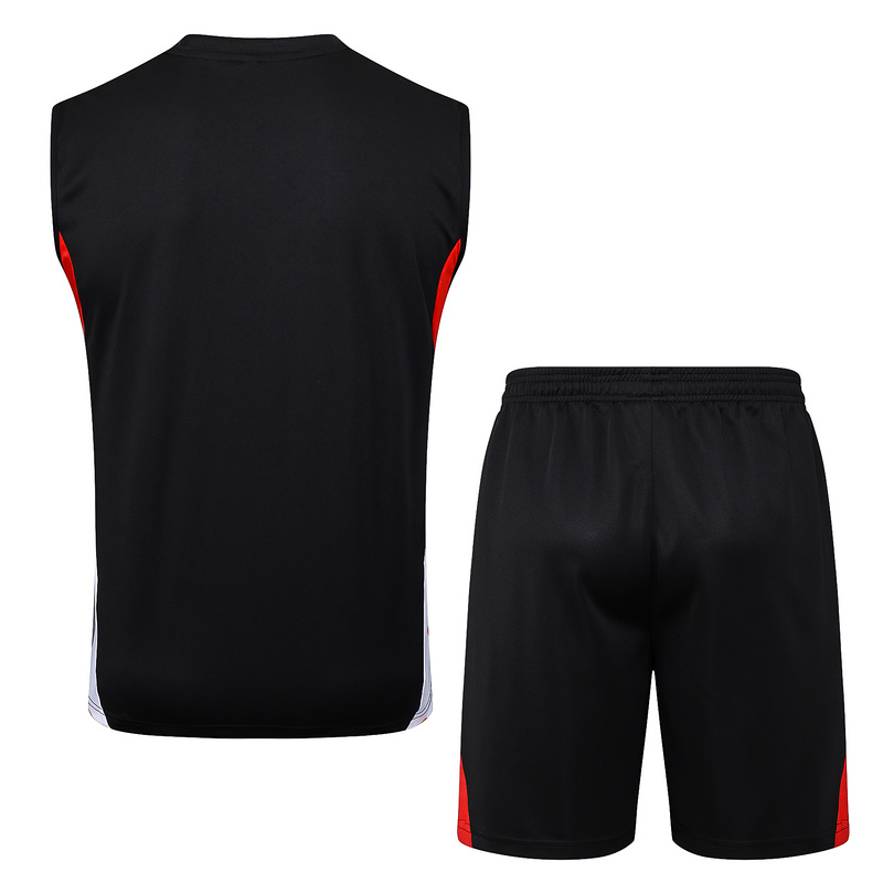 2025/26 Bayern Munich Black Training Set Shirt and Shorts