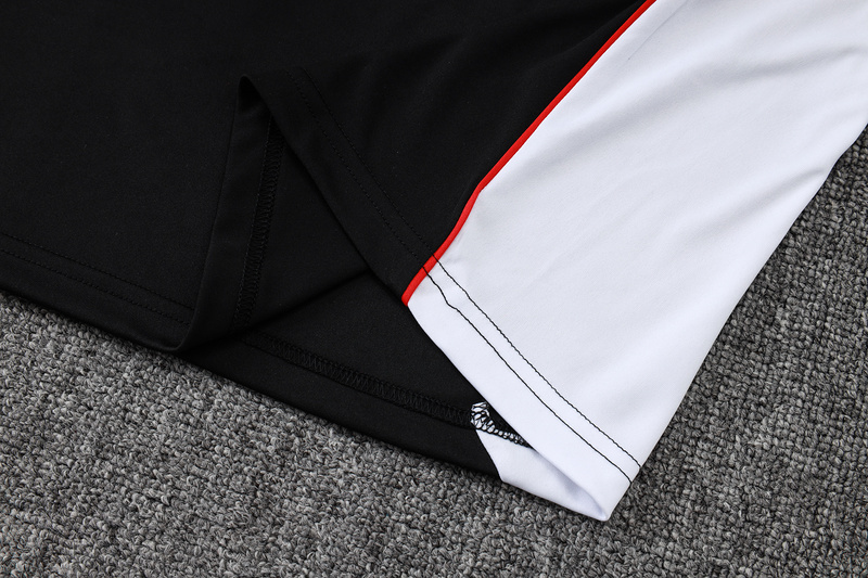 2025/26 Bayern Munich Black Training Set Shirt and Shorts