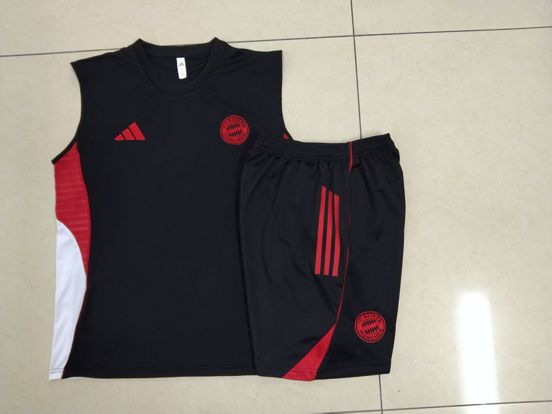 2025/26 Bayern Munich Black Training Set Shirt and Shorts