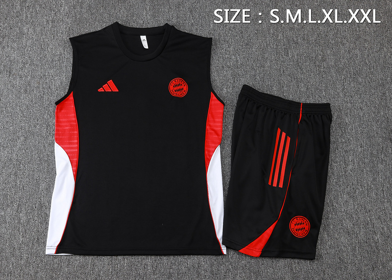 2025/26 Bayern Munich Black Training Set Shirt and Shorts