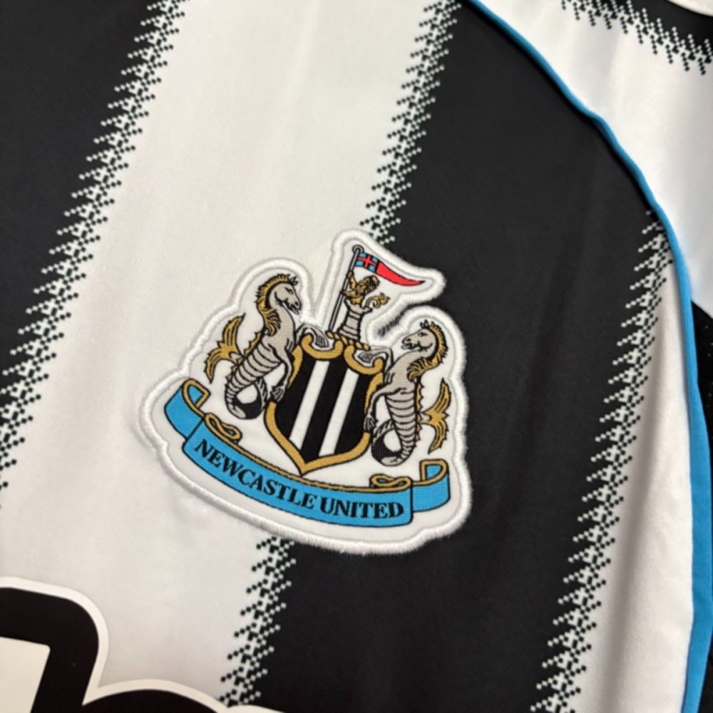 2025/26 Newcastle United Home jersey Fan version