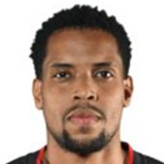 #77 Iury Castilho