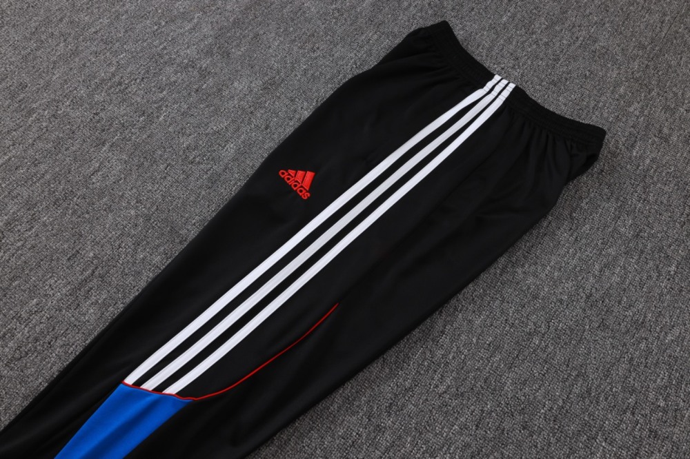 202526 Manchester United Bright Blue Long-sleeved half-pull training kit Football team kit
