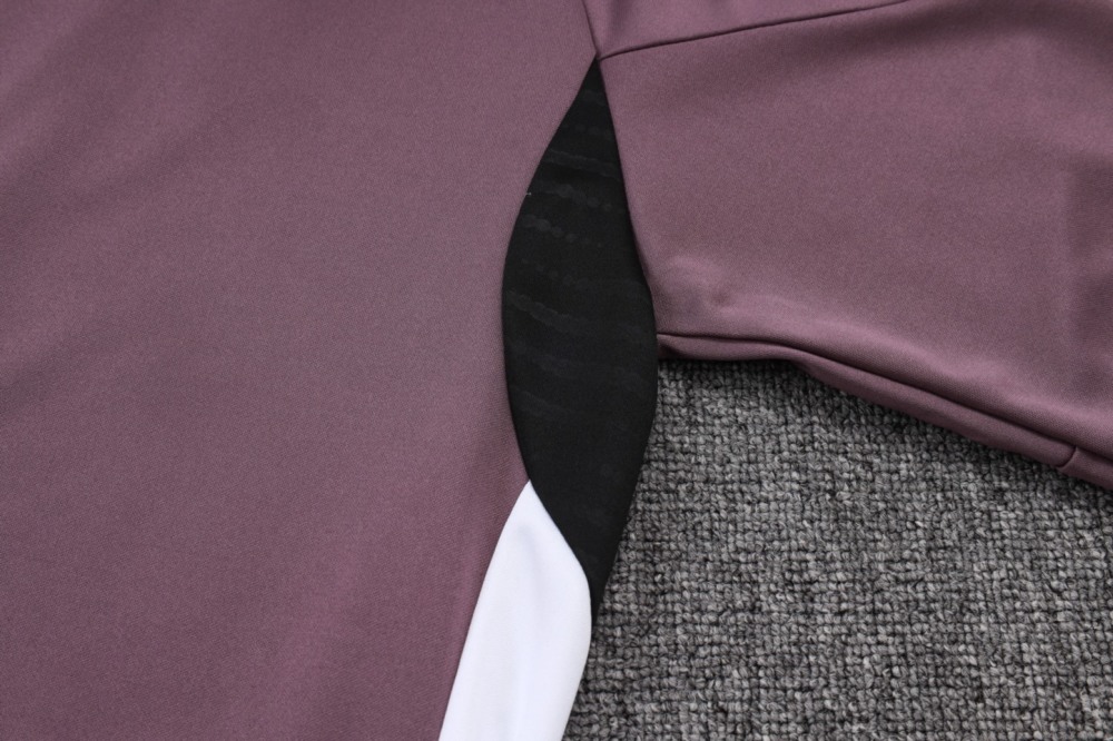 2025/26 Manchester United Dusty Purple Jacket Training Suit Set Football Team Shirt Sports Fashion