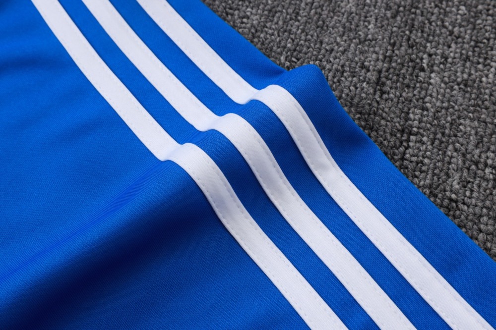 2025/26 Manchester United Colorful Blue Jacket Training Suit Set Football Team Shirt Sports Fashion