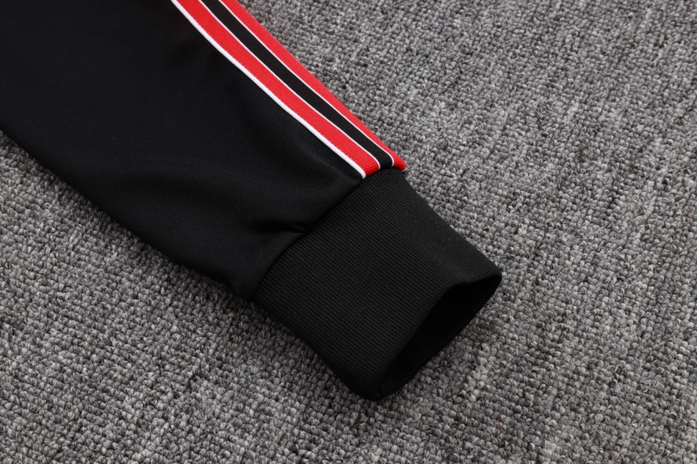2025/26 Manchester United Black Jacket Training Suit Set Football Team Shirt Sports Fashion