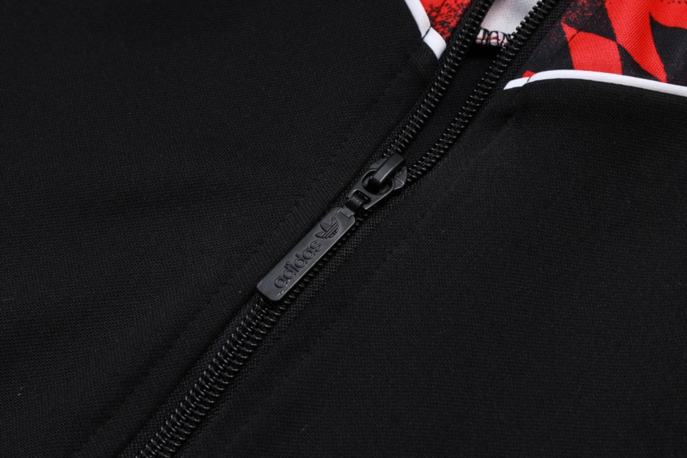 2025/26 Manchester United Black Jacket Training Suit Set Football Team Shirt Sports Fashion