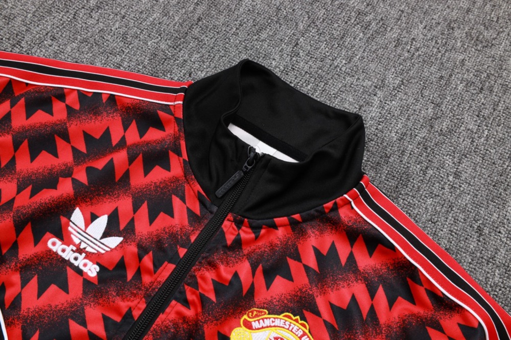 2025/26 Manchester United Black Jacket Training Suit Set Football Team Shirt Sports Fashion