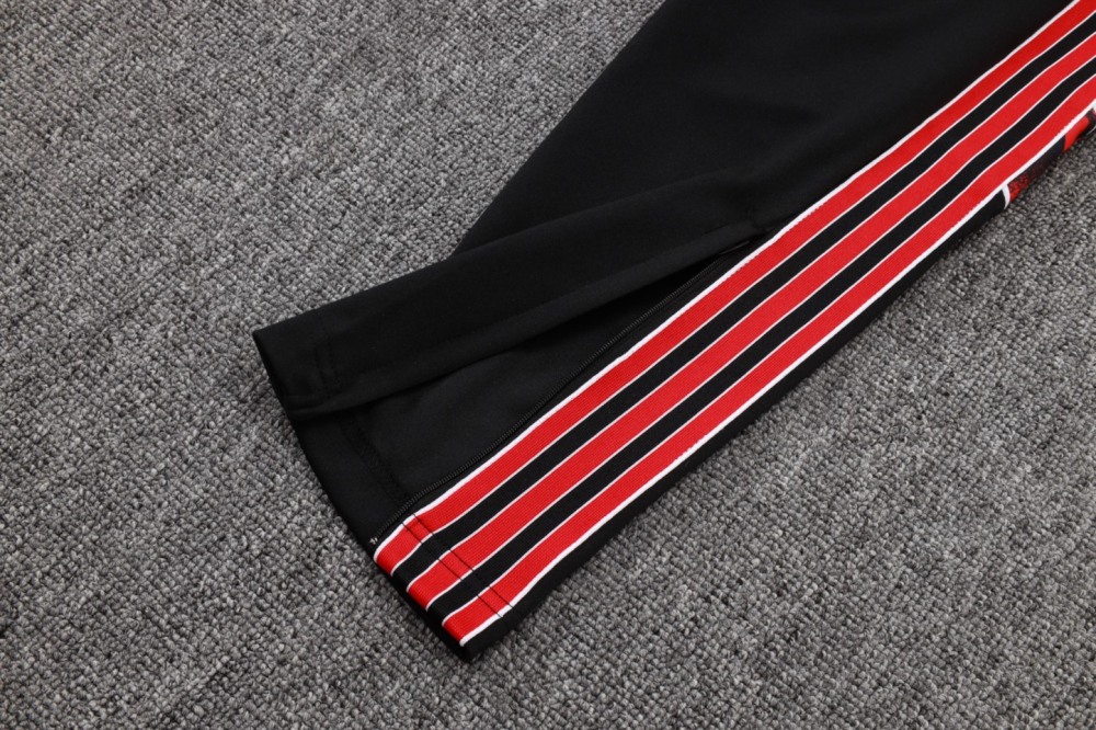2025/26 Manchester United Black Jacket Training Suit Set Football Team Shirt Sports Fashion