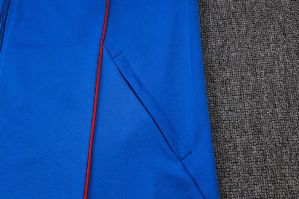 2025/26 Manchester United Colorful Blue Jacket Training Suit Set Football Team Shirt Sports Fashion