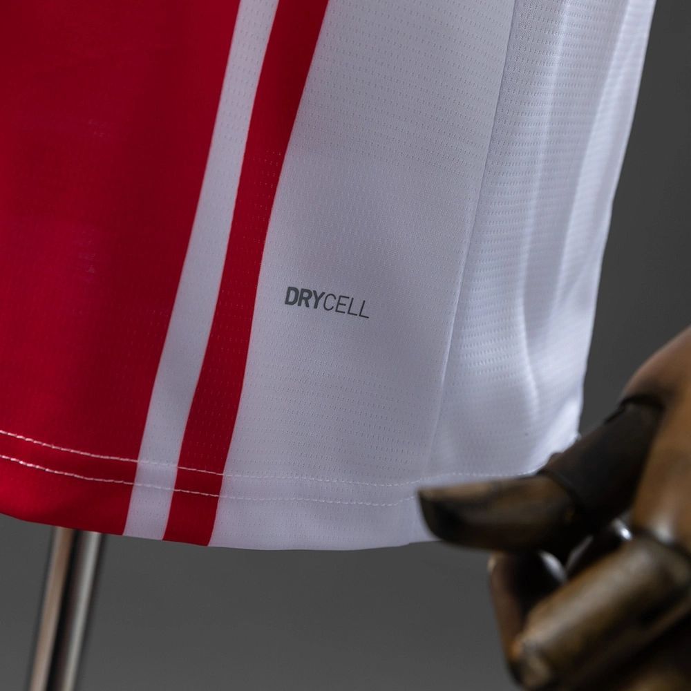 2025/26 Southampton Home jersey Fan Version