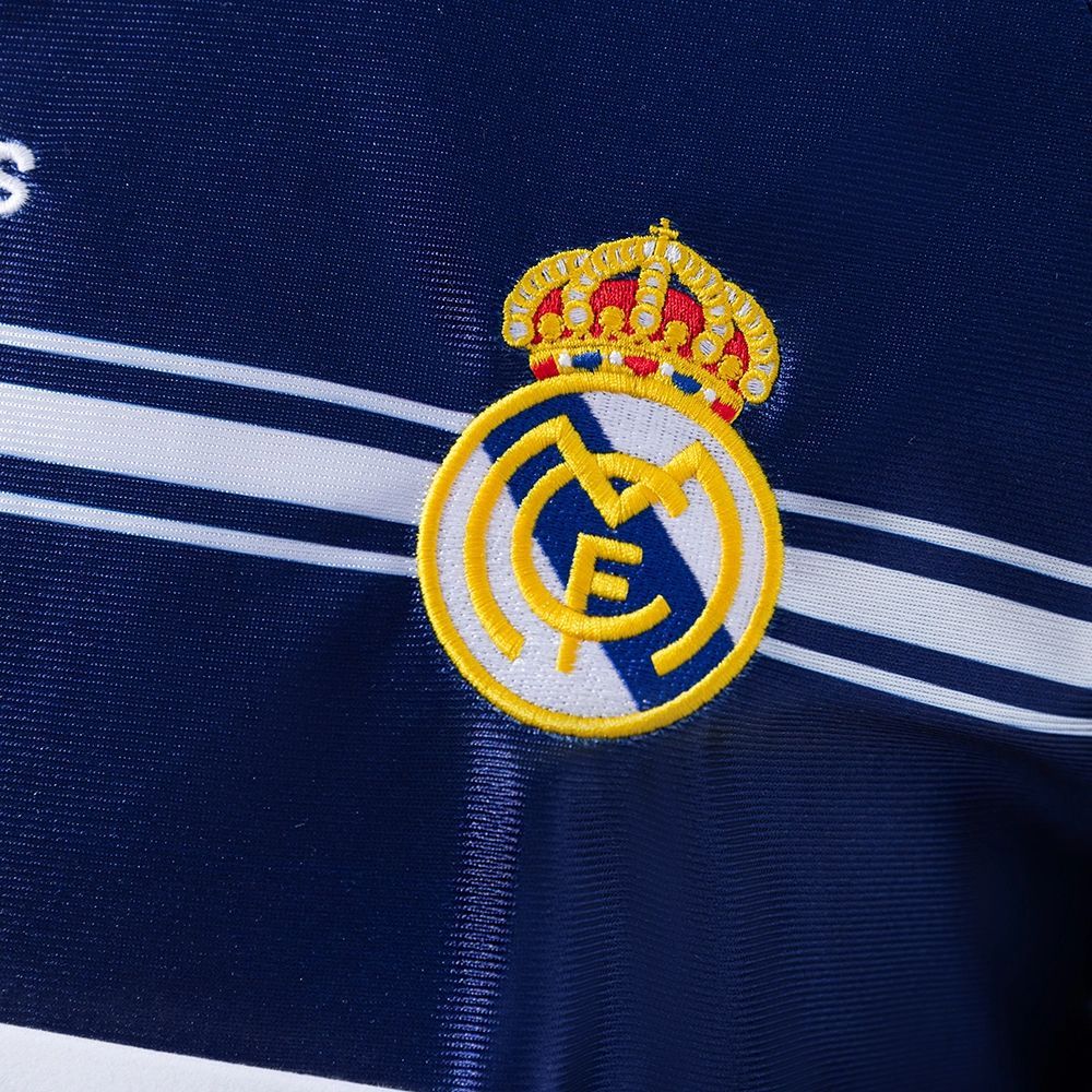 Real Madrid Retro 98/99 Black jersey Fan Version