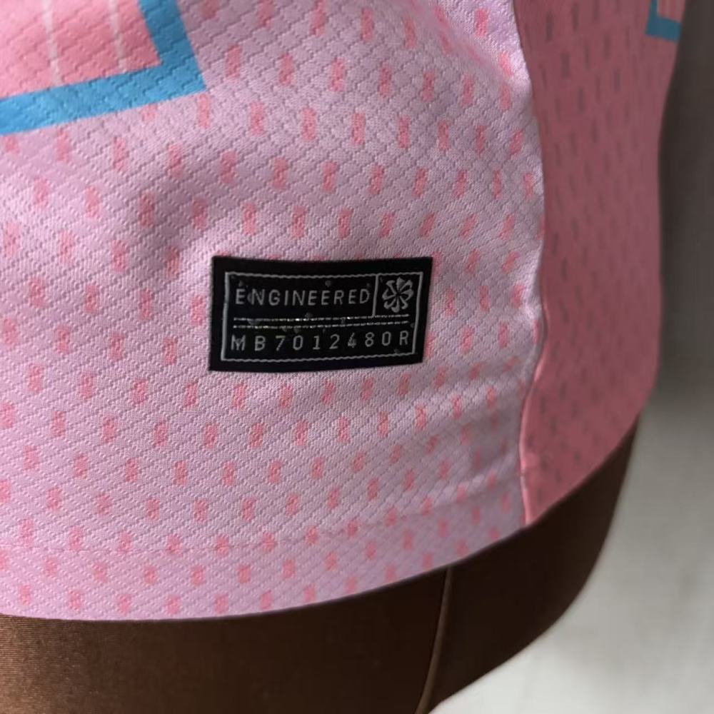 2025/26 Barcelona Speccial Edition Pink Women's Jersey Fan Version