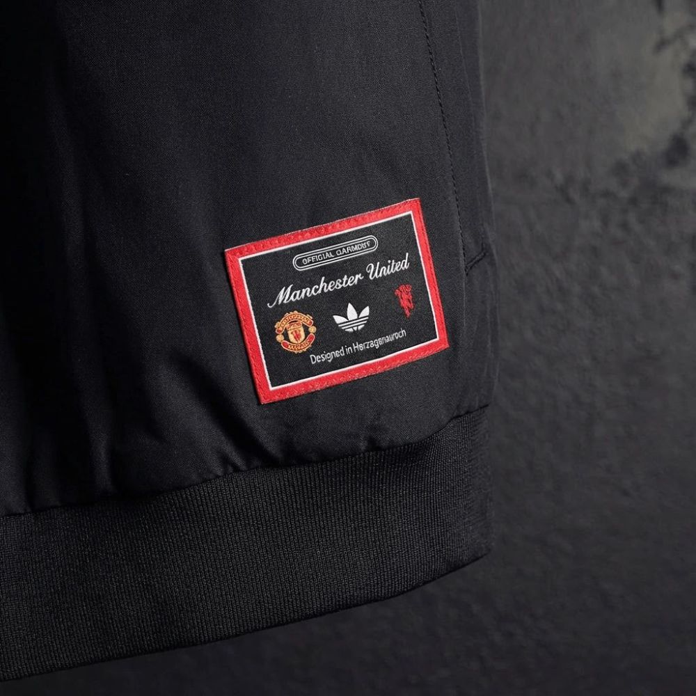 2026 Manchester United Black Windbreaker Sport Unifom