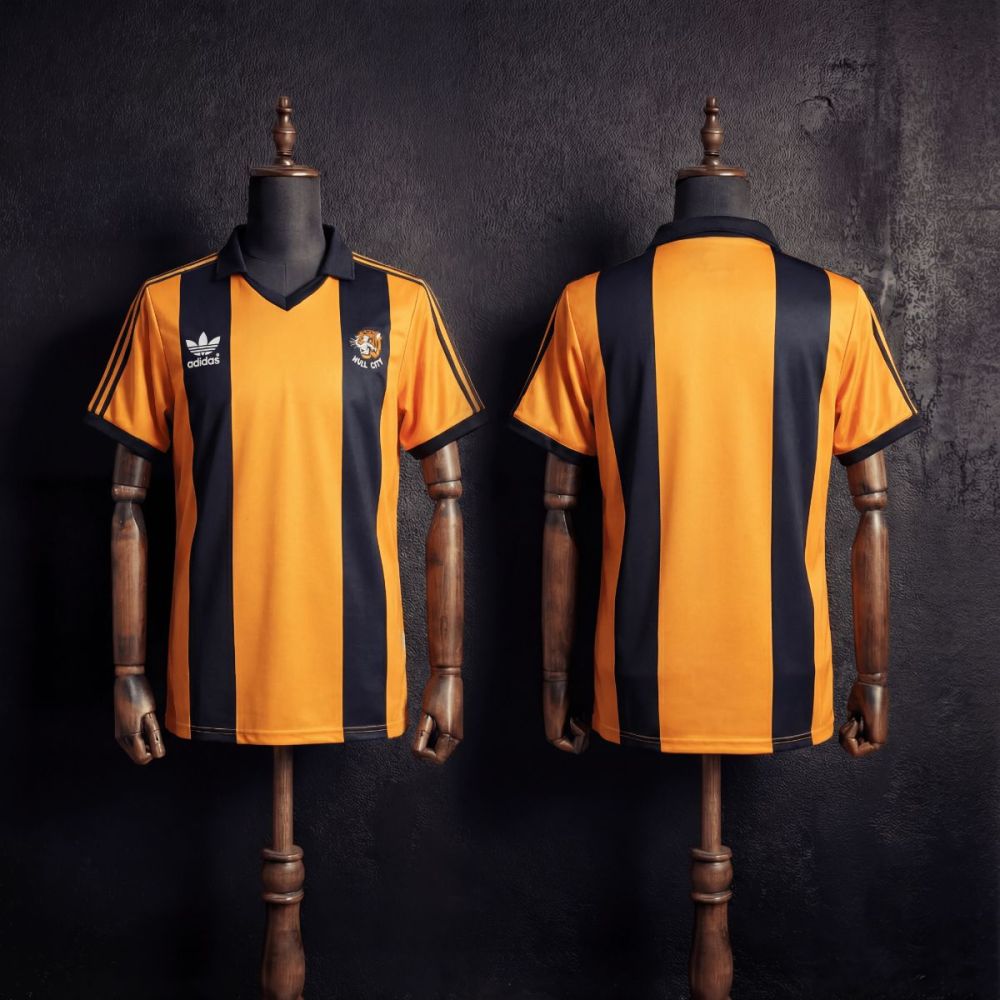 Retro Hull City 1981/82 Home jersey Fan Version