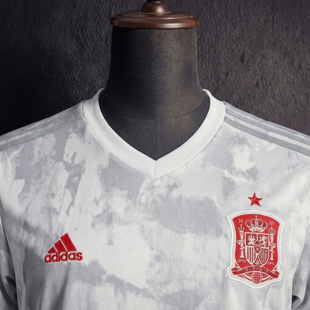 Retro Spain 2020 Away jersey Fan Version