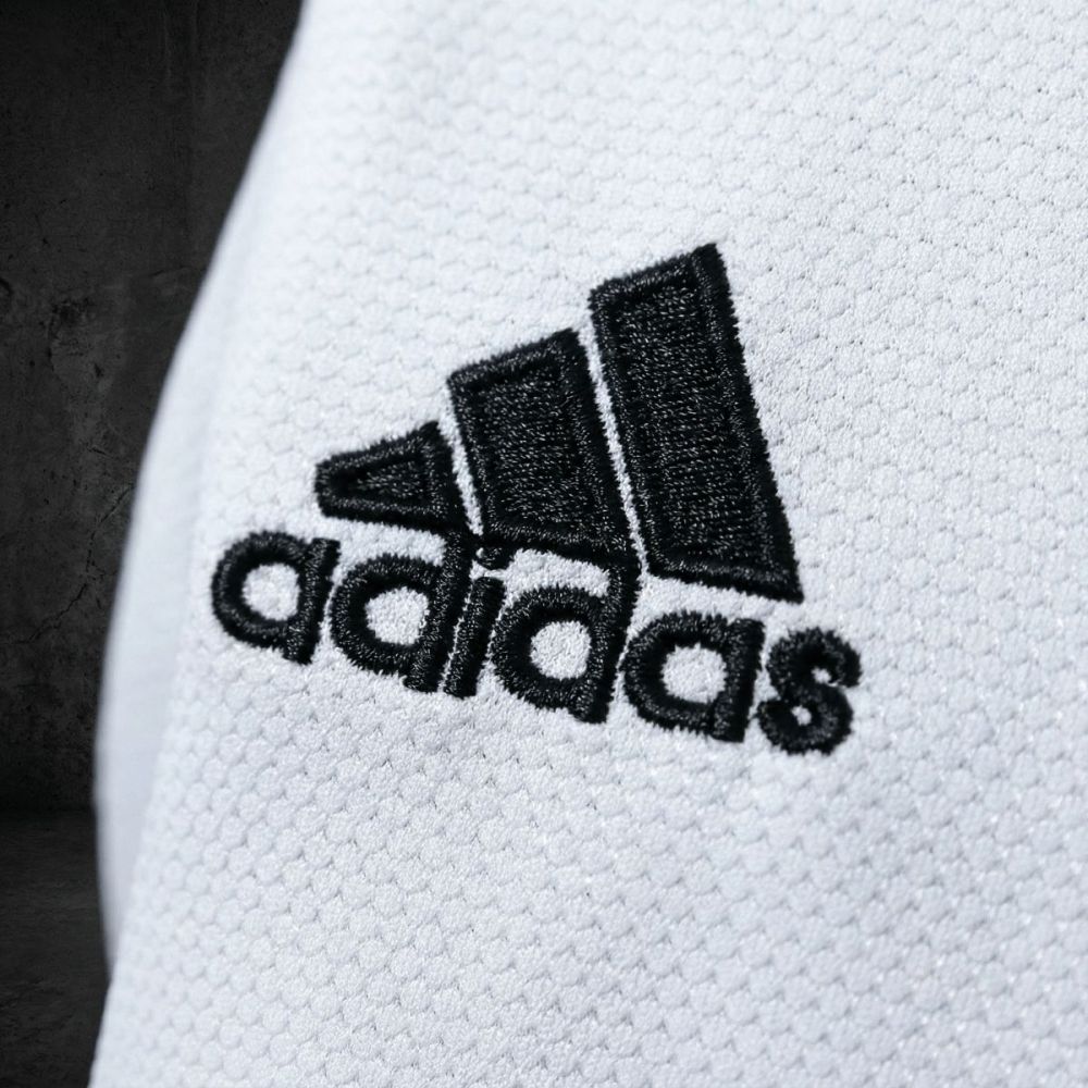 Retro Real Madrid 2018/19 Home jersey Fan Version