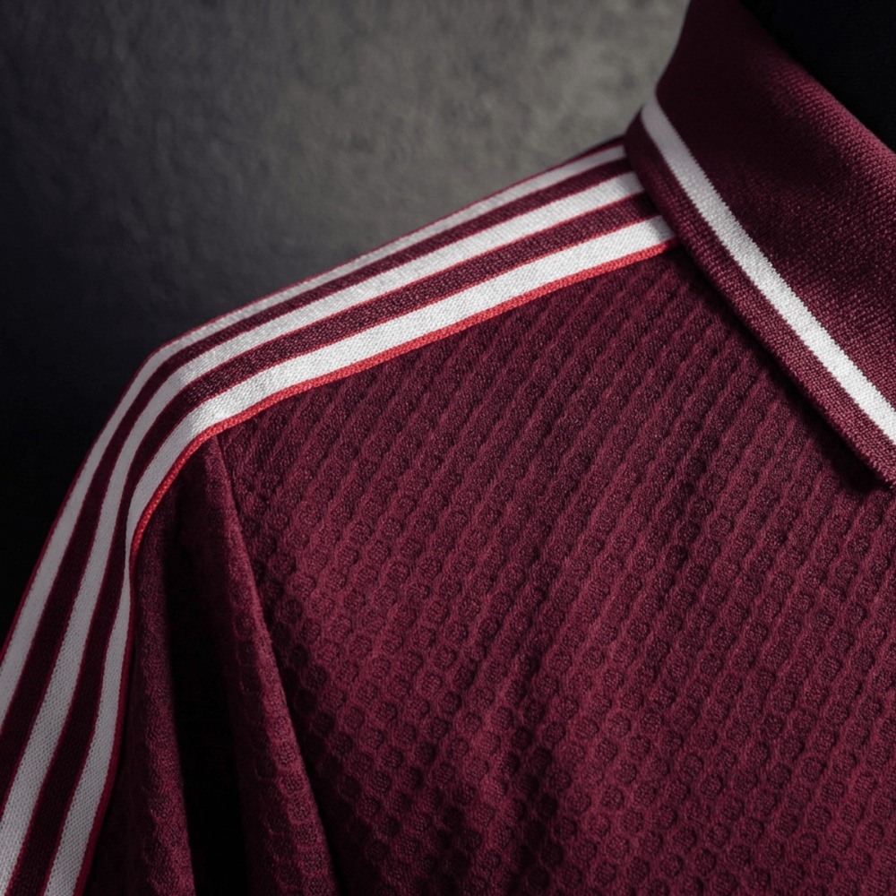 2025/26 Bayern Munich Training Wine Red Polo Fan version