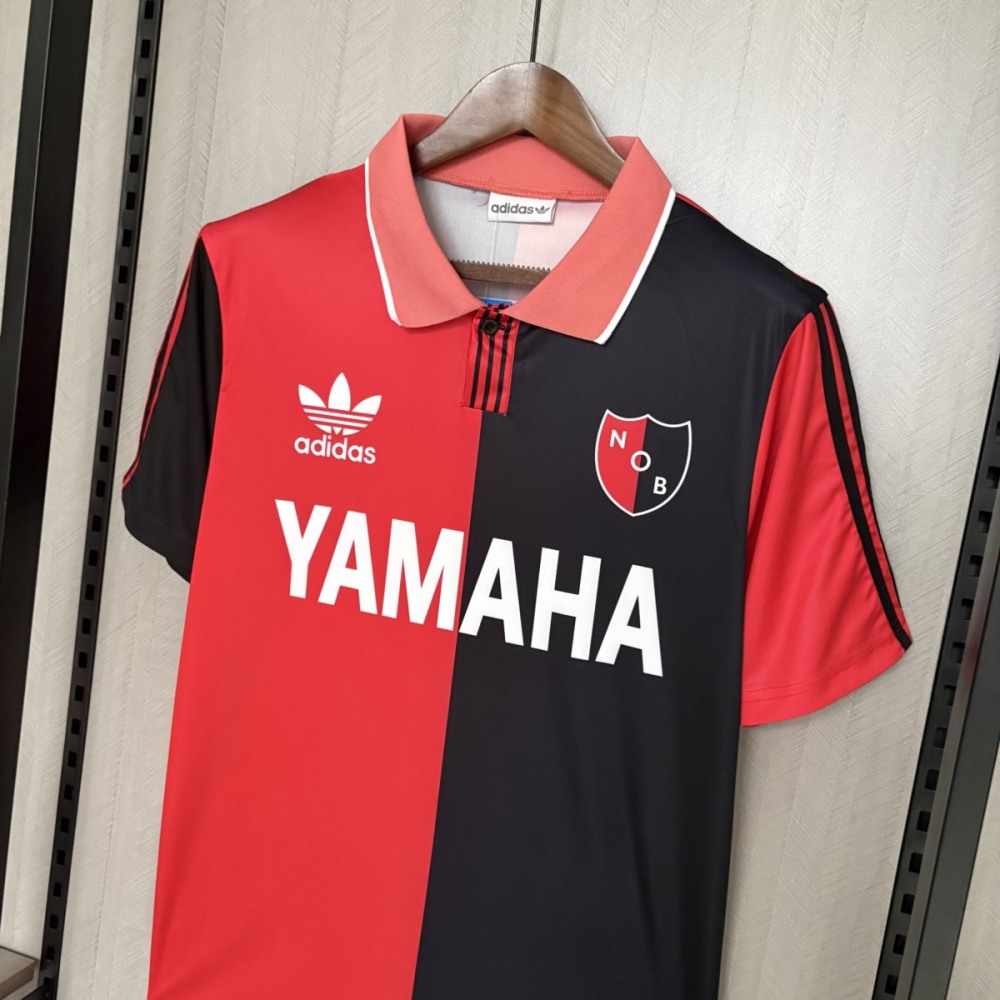 Retro Club Atlético Newell's Old Boys 1994/95 Home Jersey Fan Version