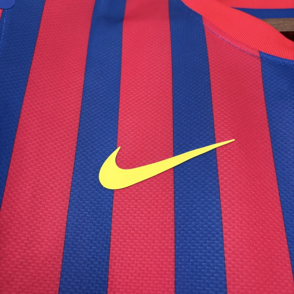 Retro Barcelona 11/12  home jersey Fan Version