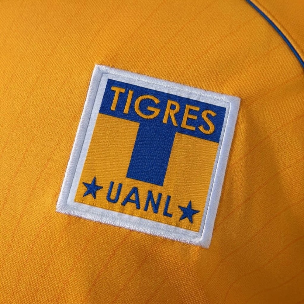 Retro Tigres UANL 2005/06 Home Jersey Fan Version