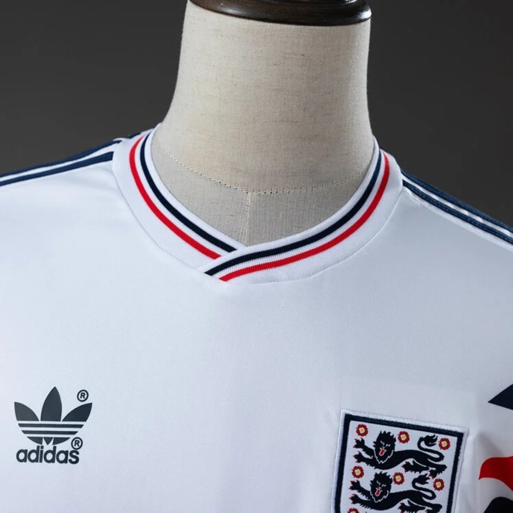 2026 England Vintage Style Jersey Fan Version