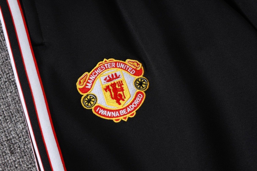 2026 Manchester United Black Jacket Training Suit Set