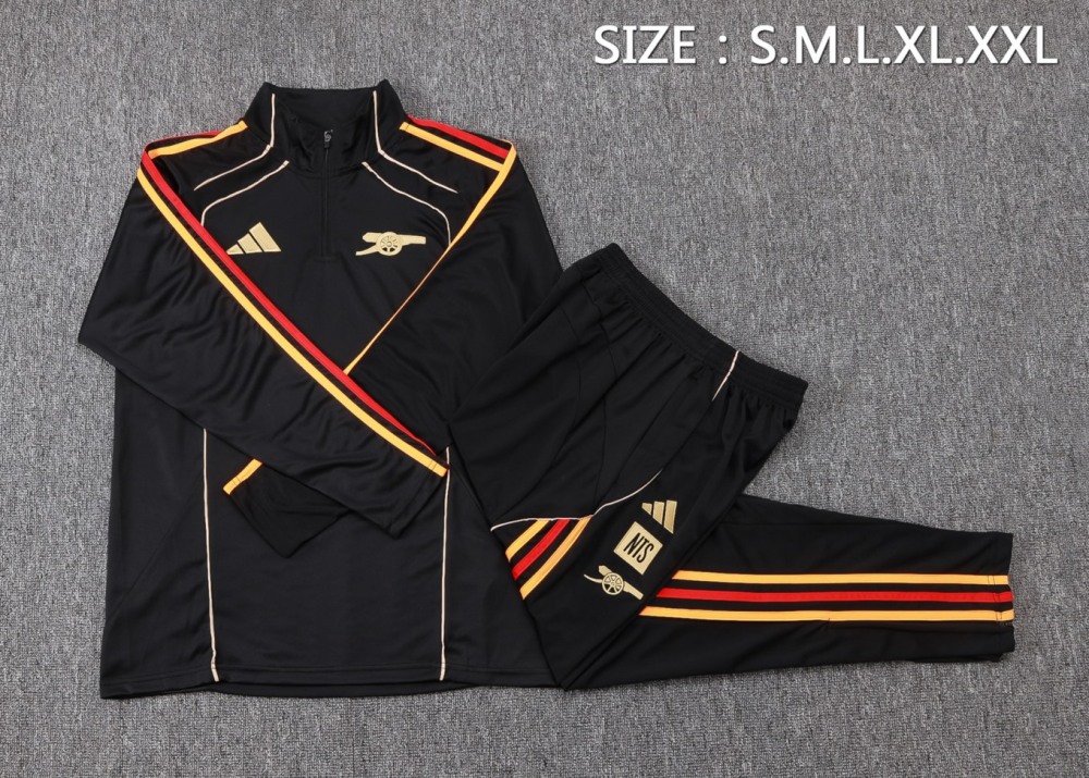 202526 Arsenal Black Long-sleeved half-pull training kit Football team kit