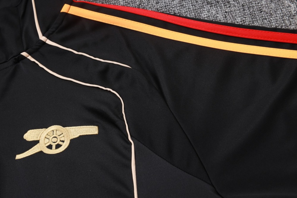 202526 Arsenal Black Long-sleeved half-pull training kit Football team kit